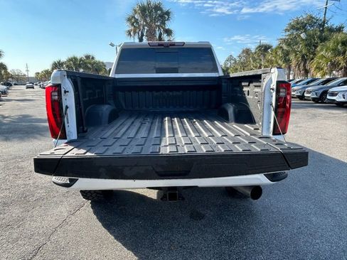 Used 2025 GMC Sierra 2500 Denali Ultimate w/ Max Trailering Package image 11