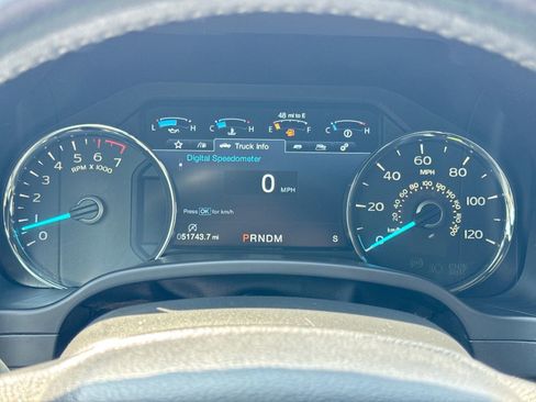 Used 2020 Ford F150 Lariat w/ Equipment Group 502A Luxury AWD/4WD image 39