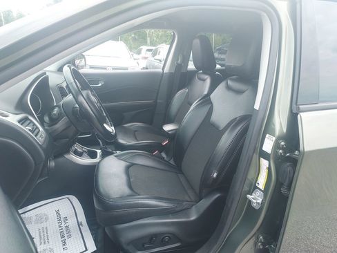 Used 2021 Jeep Compass Latitude w/ Convenience Group AWD/4WD image 25