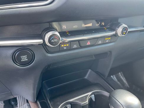 Used 2022 MAZDA CX-30 AWD 2.5 S w/ Premium Package image 24