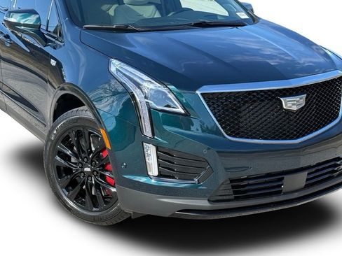 New 2026 Cadillac XT5 Sportv w/ LPO, Onyx Lite Package image 6