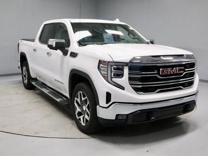 Used 2022 GMC Sierra 1500 SLT w/ SLT Premium Package