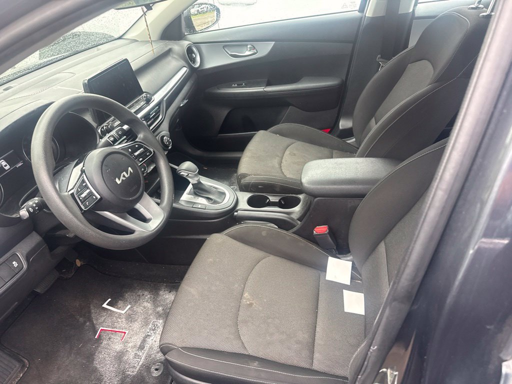 Certified 2023 Kia Forte LXS FWD image 8