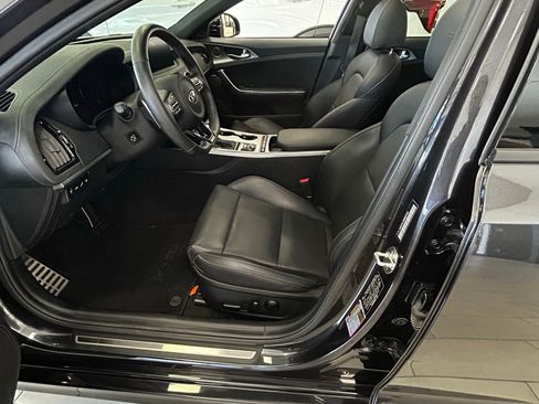Used 2021 Kia Stinger GT1 AWD/4WD image 8