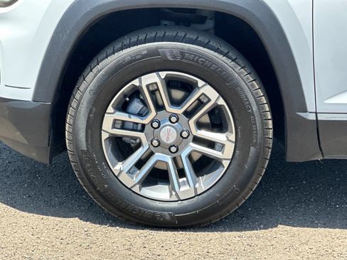 Used 2025 GMC Terrain Elevation AWD/4WD image 28