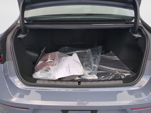 New 2026 BMW i7 eDrive50 w/ Executive Package RWD image 12