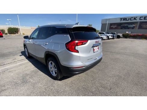 Used 2018 GMC Terrain SLE image 6