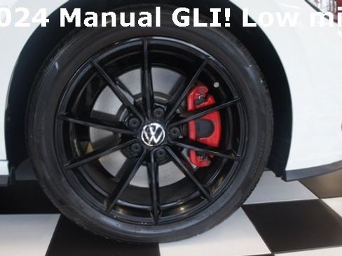Used 2024 Volkswagen Jetta GLI 40th Anniversary Edition image 75