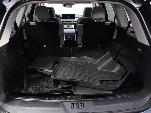 Used 2025 Lincoln Aviator Reserve w/ Equipment Group 201A image 19