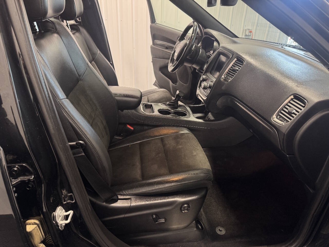 Used 2018 Dodge Durango GT w/ Blacktop Package AWD/4WD image 17