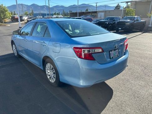 Used 2014 Toyota Camry LE FWD image 3
