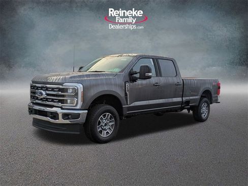 New 2026 Ford F250 Lariat image 1