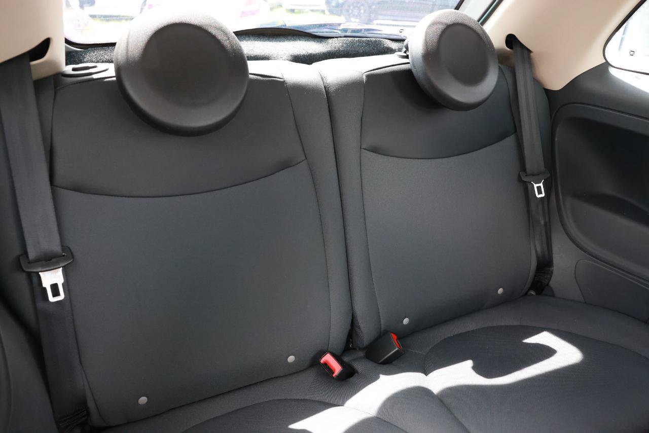 Used 2013 FIAT 500 Pop FWD image 11