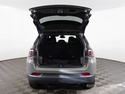 Used 2023 Jeep Compass Altitude image 35