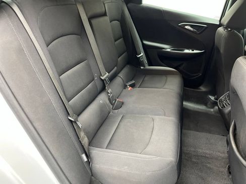 Used 2025 Chevrolet Malibu LT FWD image 21