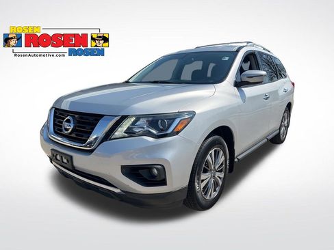 Used 2018 Nissan Pathfinder SV w/ Cargo Package image 1