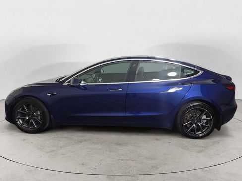 Used 2018 Tesla Model 3 Long Range AWD/4WD image 2