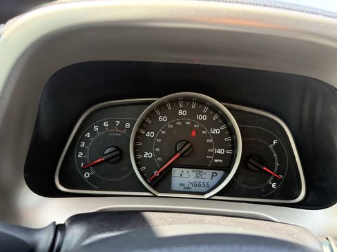 Used 2014 Toyota RAV4 LE FWD image 30