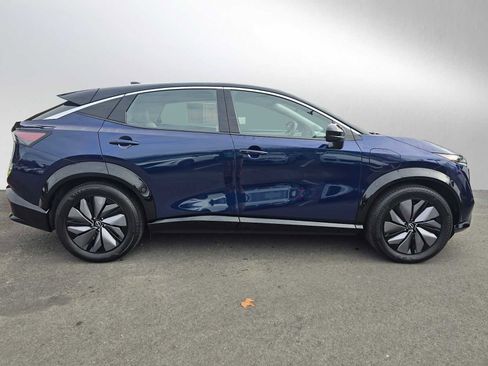 Used 2024 Nissan Ariya FWD image 2