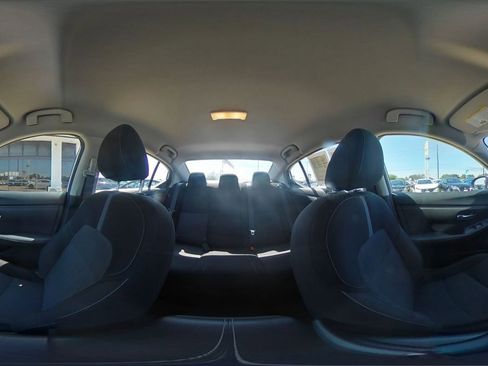 Used 2025 Nissan Sentra SV FWD image 40