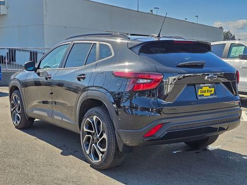 New 2026 Chevrolet Trax LT FWD image 27