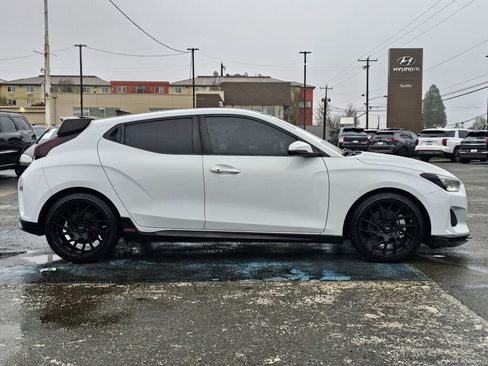 Used 2020 Hyundai Veloster Turbo image 8