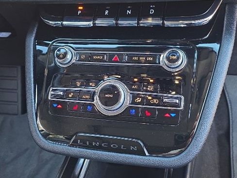 Used 2022 Lincoln Corsair Reserve w/ Equipment Group 201A image 5