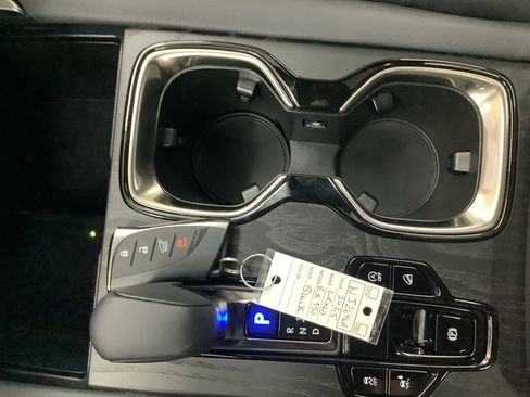 Used 2025 Lexus RX 350 Premium image 23