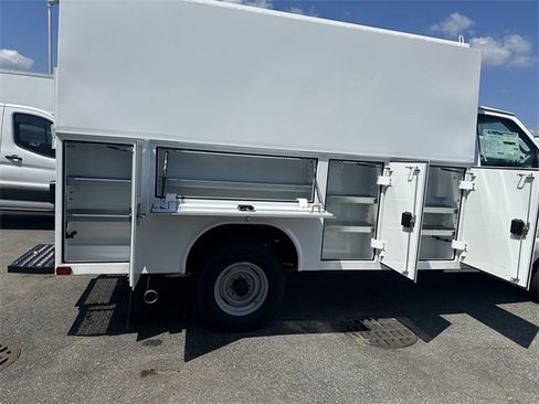 New 2024 Ford E-350 and Econoline 350 Super Duty w/ Power Windows & Locks Group image 34