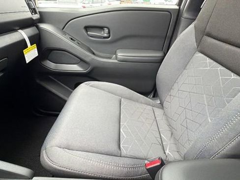 New 2026 Nissan Frontier SV w/ Tow Package image 23