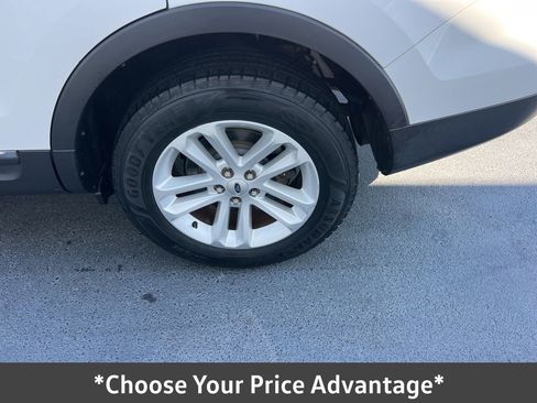 Used 2013 Ford Explorer XLT image 10