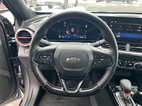 Used 2024 Chevrolet Trax RS w/ Driver Confidence Package image 20