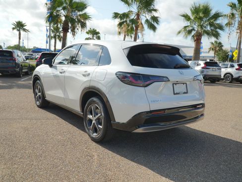 Used 2025 Honda HR-V EX-L image 9