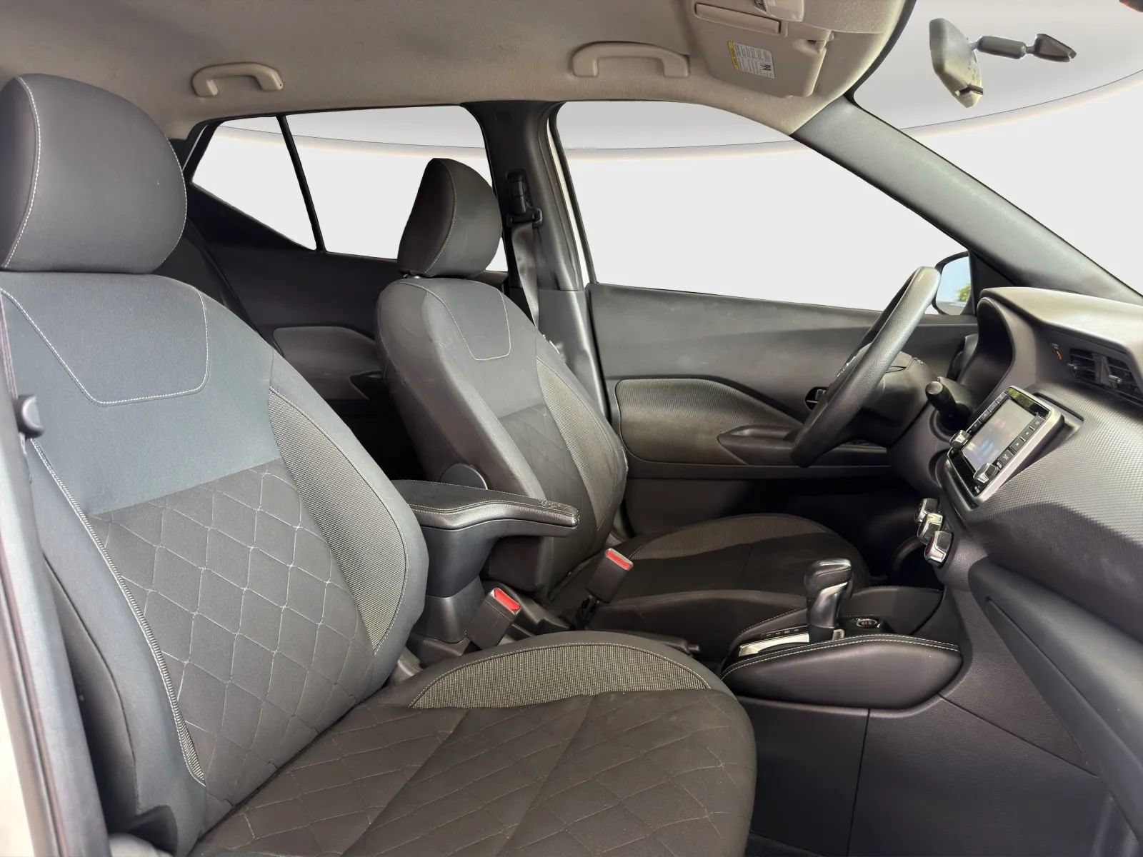 Used 2019 Nissan Kicks S FWD image 18