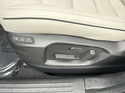 Certified 2024 MAZDA CX-5 AWD 2.5 S w/ Preferred Package image 12