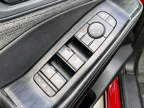 Used 2021 Nissan Rogue SV image 35