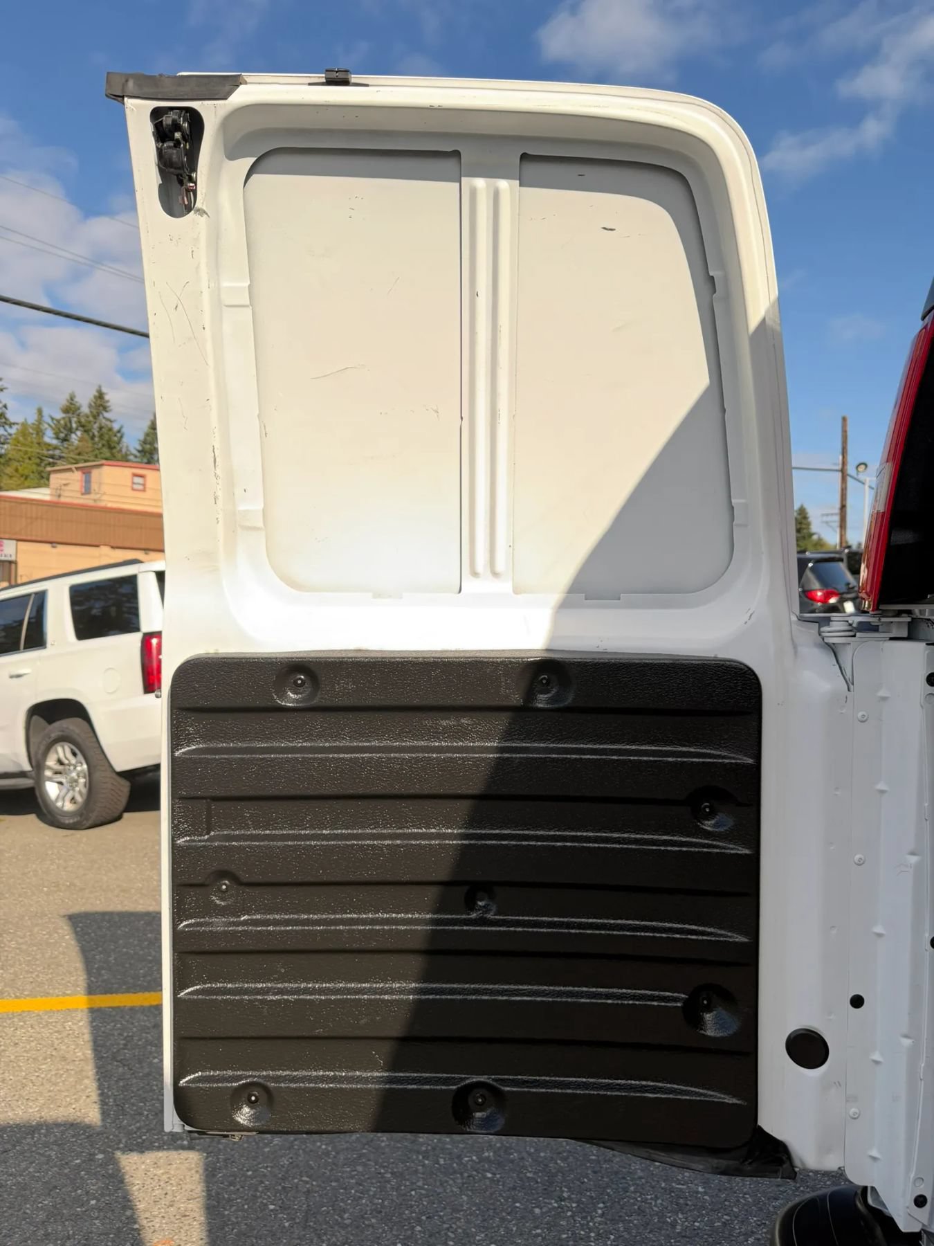 Used 2023 GMC Savana 2500 w/ Driver Convenience Package RWD image 19