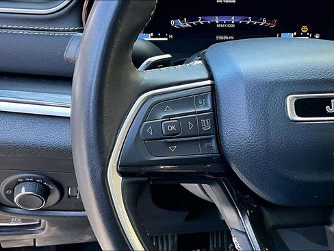 Certified 2022 Jeep Grand Cherokee Altitude AWD/4WD image 18