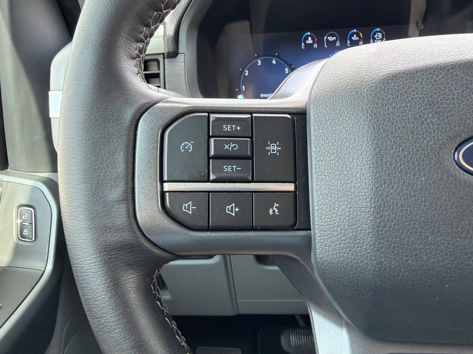 Used 2024 Ford F150 XLT w/ Bed Utility Package RWD image 23