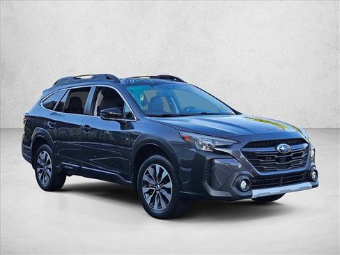 Used 2023 Subaru Outback Limited AWD/4WD image 3