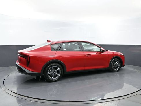 Used 2025 Kia K4 FWD image 23