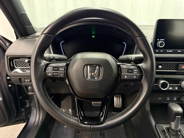 Used 2025 Honda Civic Sport image 13