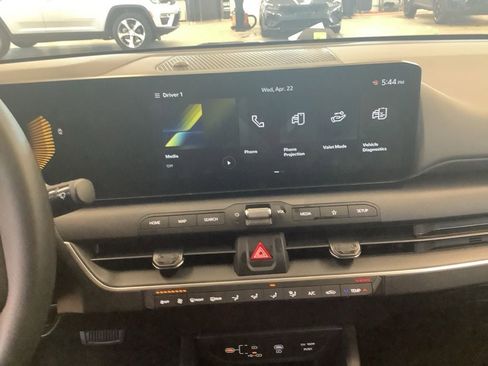 Certified 2025 Kia K4 FWD image 10