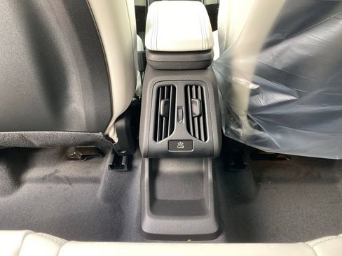 New 2026 BMW X1 xDrive28i w/ Convenience Package AWD/4WD image 9