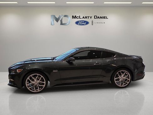 Used 2015 Ford Mustang GT Premium image 3