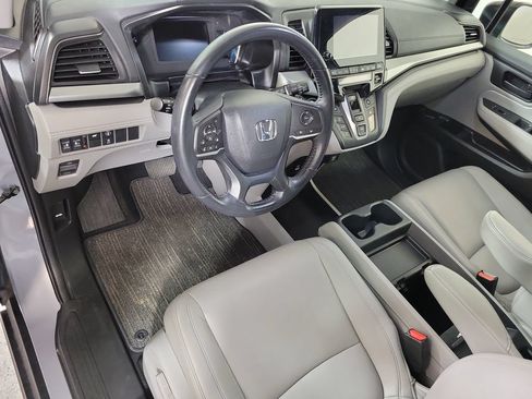 Used 2023 Honda Odyssey EX-L image 11