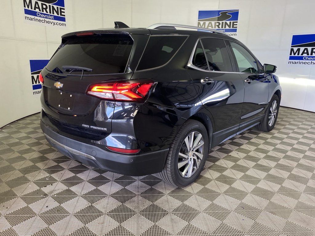 Used 2022 Chevrolet Equinox Premier AWD/4WD image 16