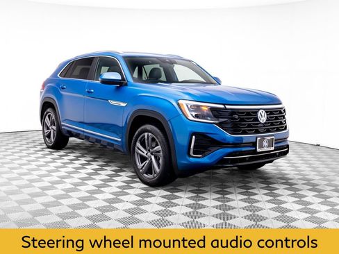 Used 2024 Volkswagen Atlas Cross Sport SEL R-Line AWD/4WD image 8