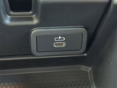 New 2025 BMW 330i xDrive Sedan w/ Premium Package image 23