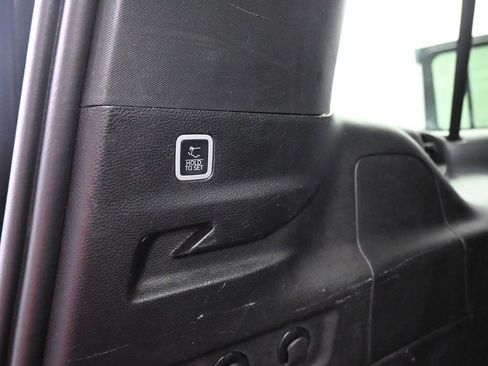 Used 2024 Jeep Wagoneer L Series II image 23